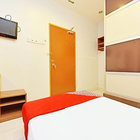 Oyo 582 Hotel Walk Inn Kampong Pasir Puteh  Luaran gambar
