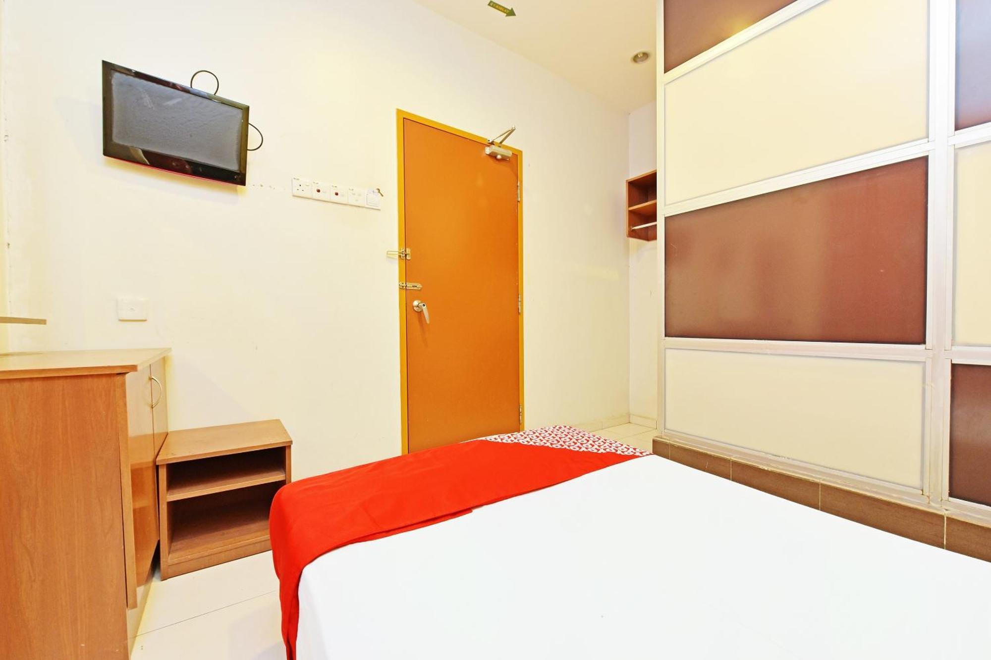 Oyo 582 Hotel Walk Inn Kampong Pasir Puteh  Luaran gambar