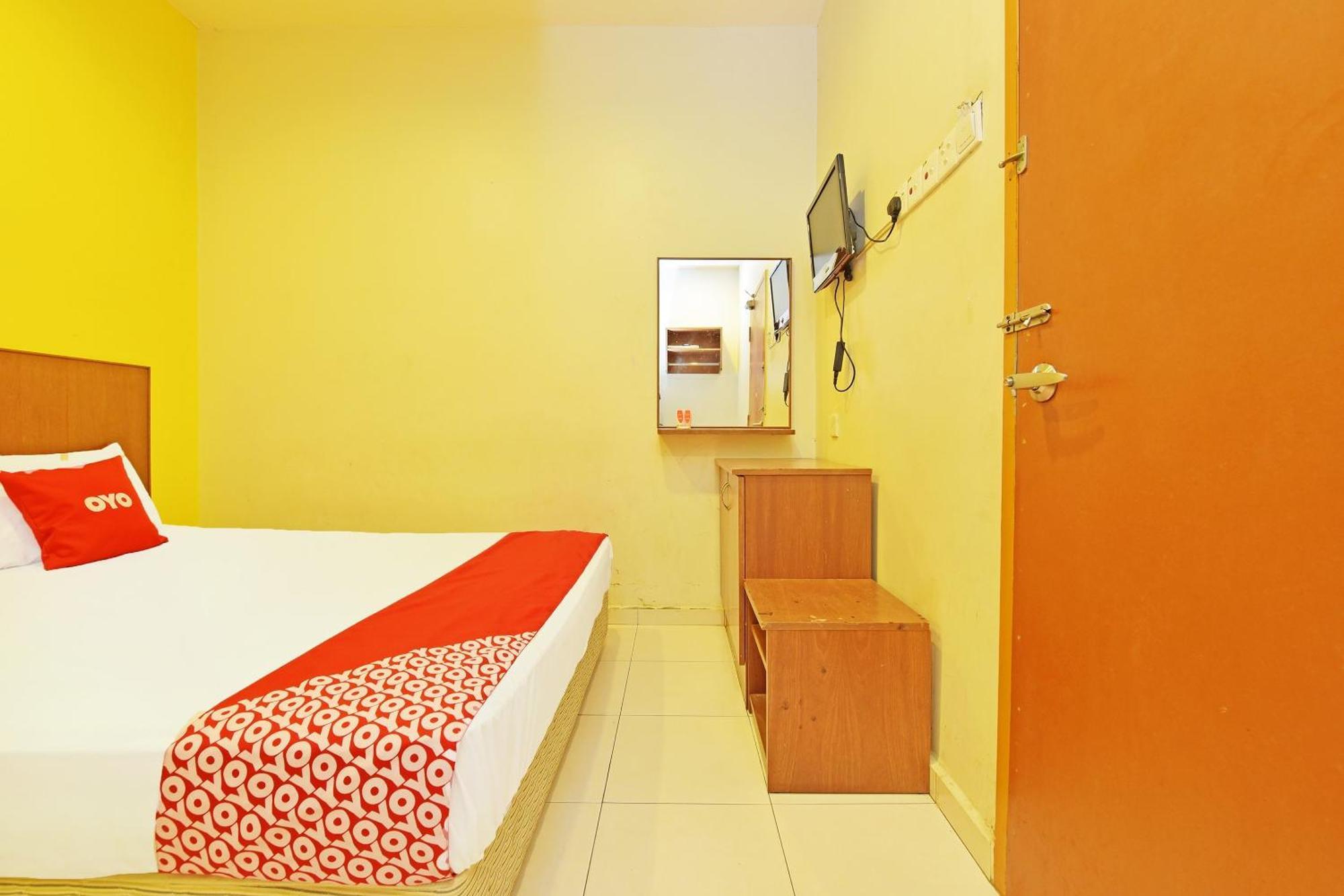 Oyo 582 Hotel Walk Inn Kampong Pasir Puteh  Luaran gambar