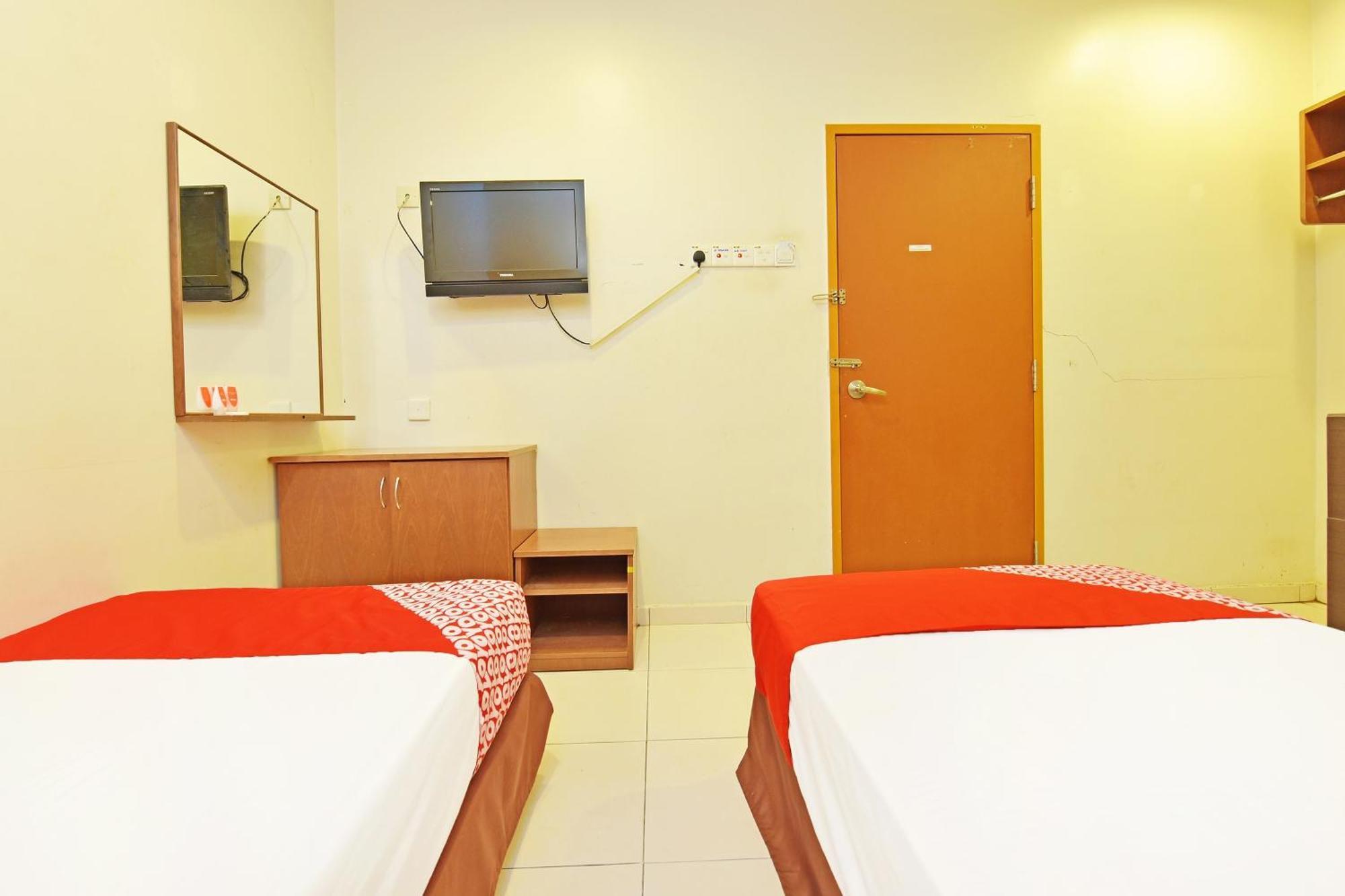 Oyo 582 Hotel Walk Inn Kampong Pasir Puteh  Luaran gambar
