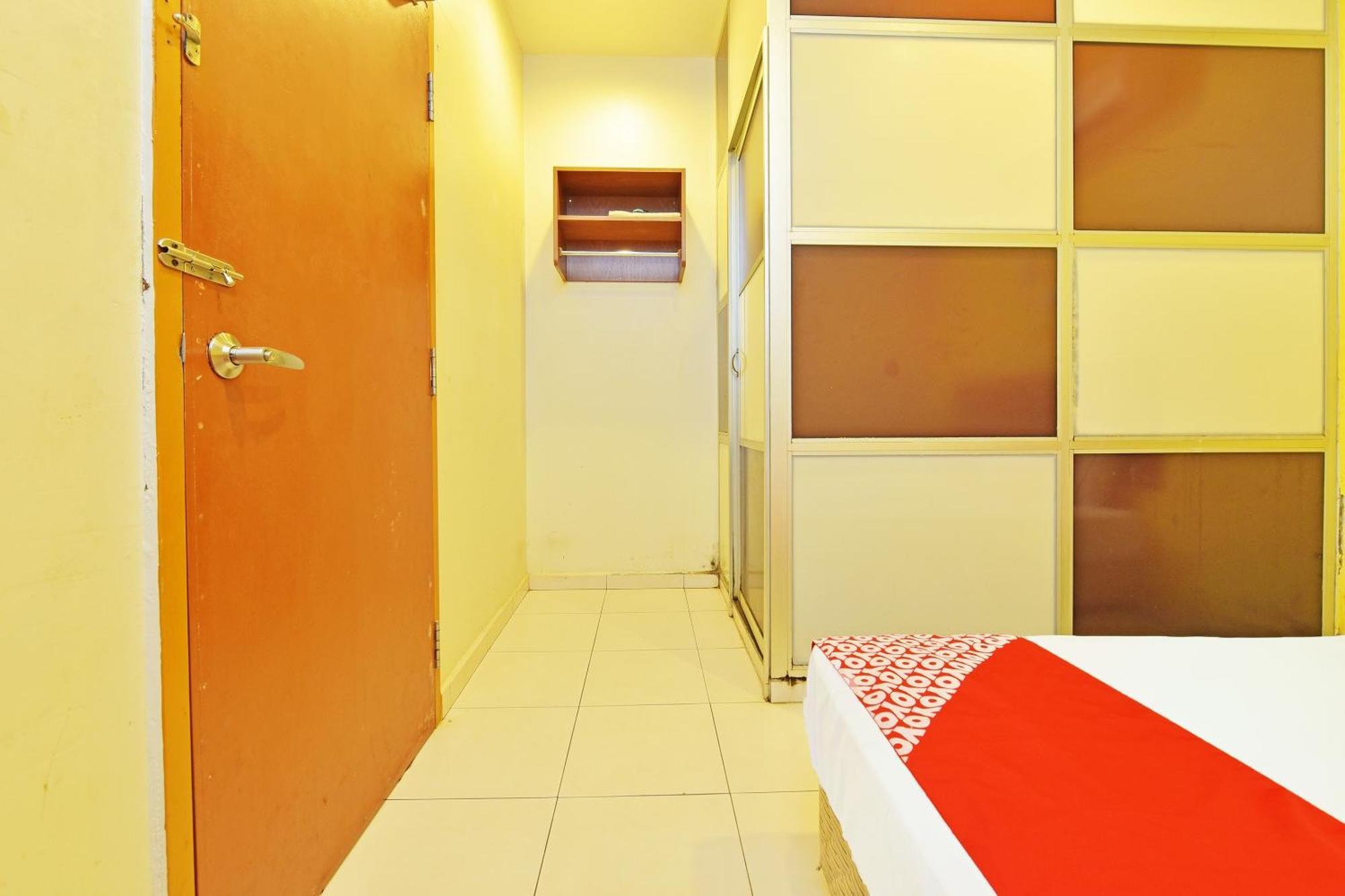 Oyo 582 Hotel Walk Inn Kampong Pasir Puteh  Luaran gambar