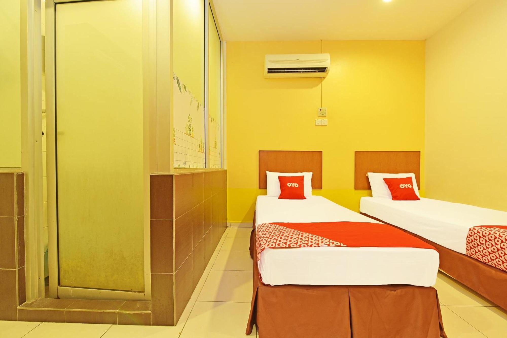 Oyo 582 Hotel Walk Inn Kampong Pasir Puteh  Luaran gambar